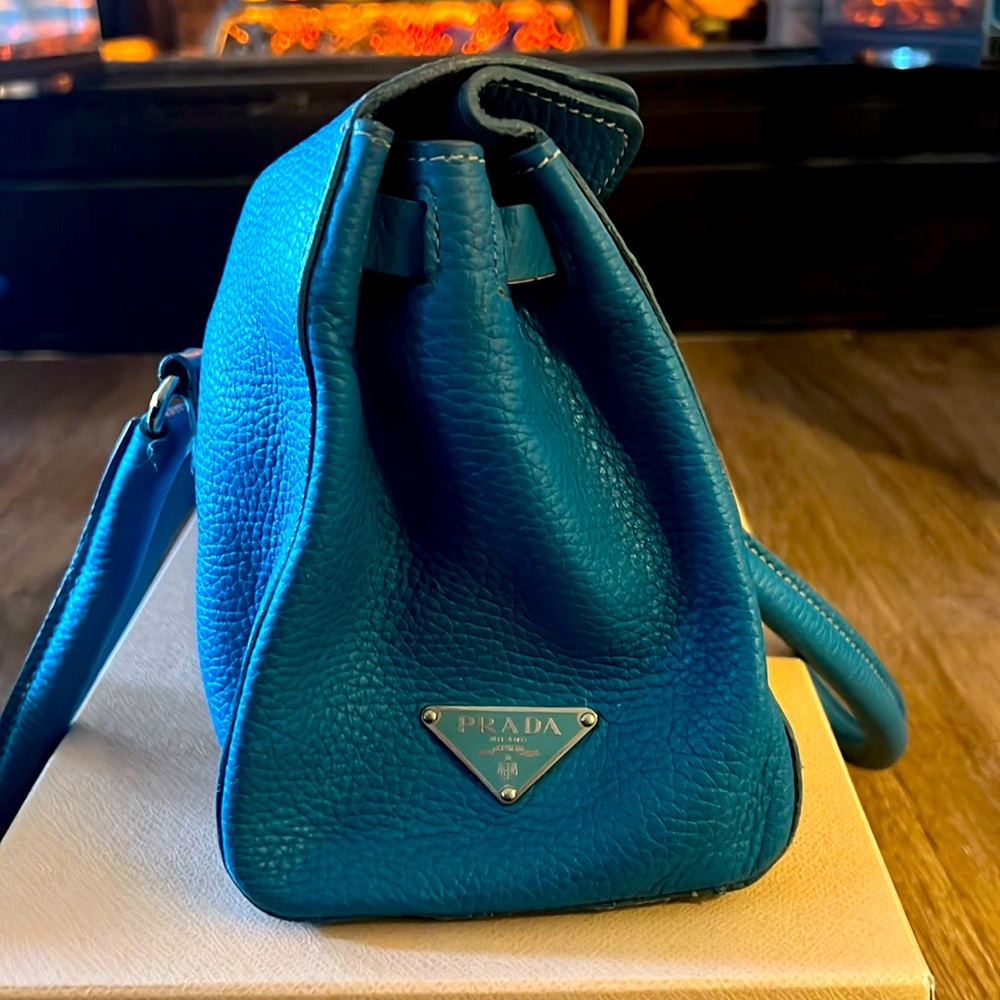 Prada leather satchel. Excellent condition.